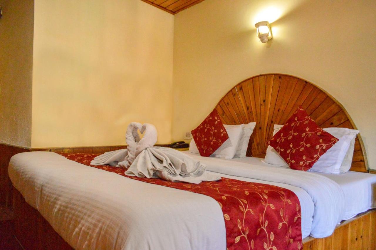 Hotel Pine Grove-Mall Road Manali  Exterior photo